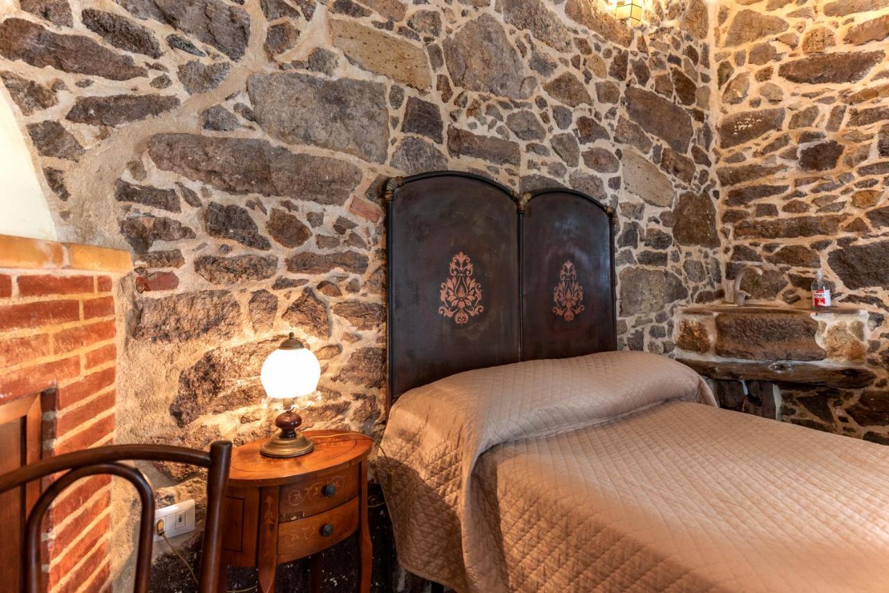 Domo Sa Barra Bed & Breakfast ซานตันตีโอโก ภายนอก รูปภาพ