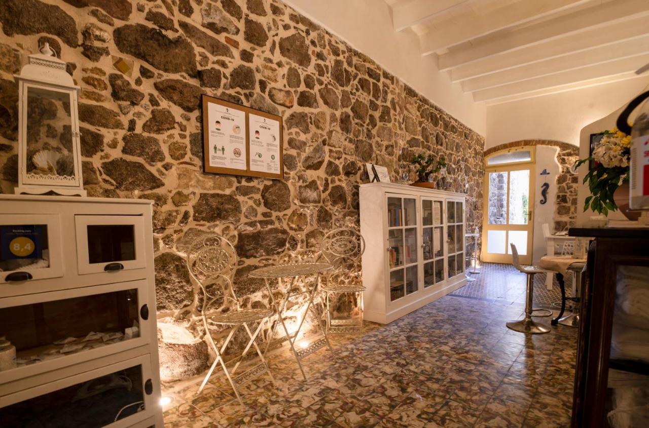 Domo Sa Barra Bed & Breakfast ซานตันตีโอโก ภายนอก รูปภาพ