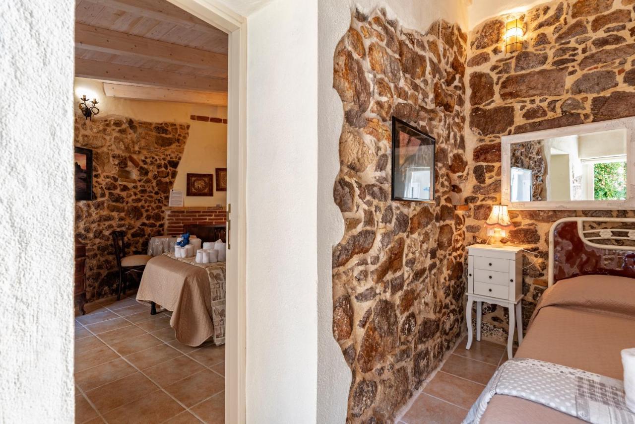 Domo Sa Barra Bed & Breakfast ซานตันตีโอโก ภายนอก รูปภาพ